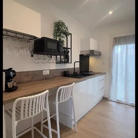 Mart, Martin De Brehal, 500m De La Apartamento Saint-Martin de Brehal